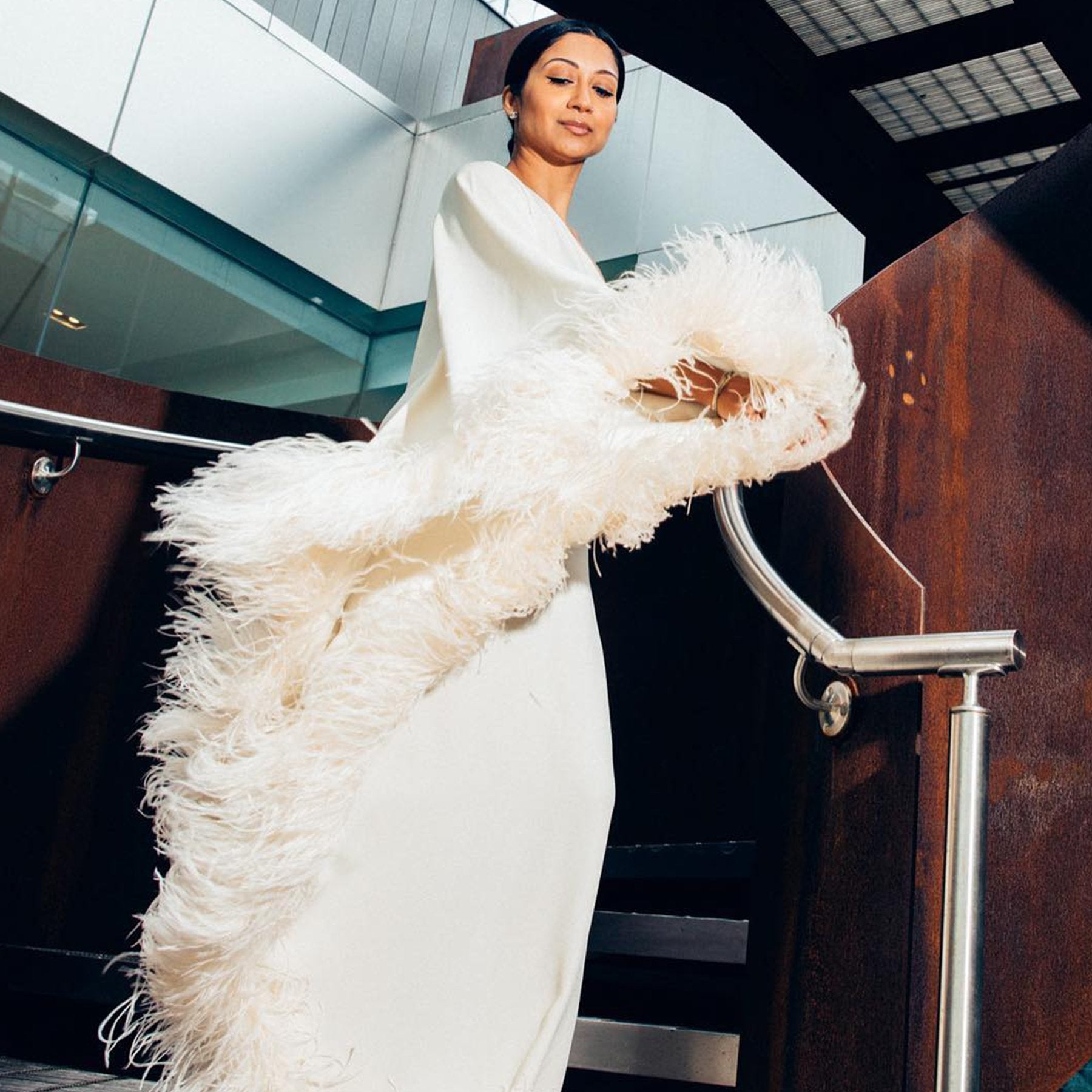 35 Ostrich Feather Wedding Dresses for the Couture Bride