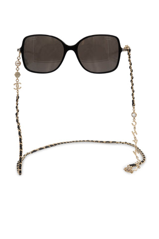 Square Sunglasses | (est. retail $1,495) Eyewear Chanel   