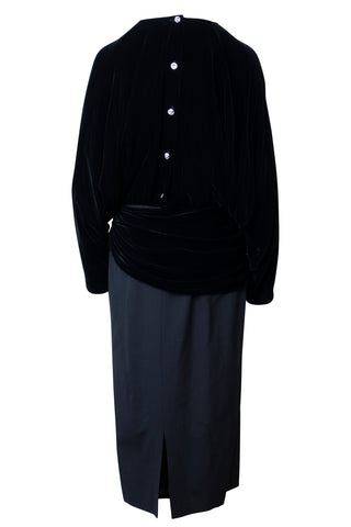 Long Sleeve Velvet V-Neck Dress in Black Dresses Vintage   