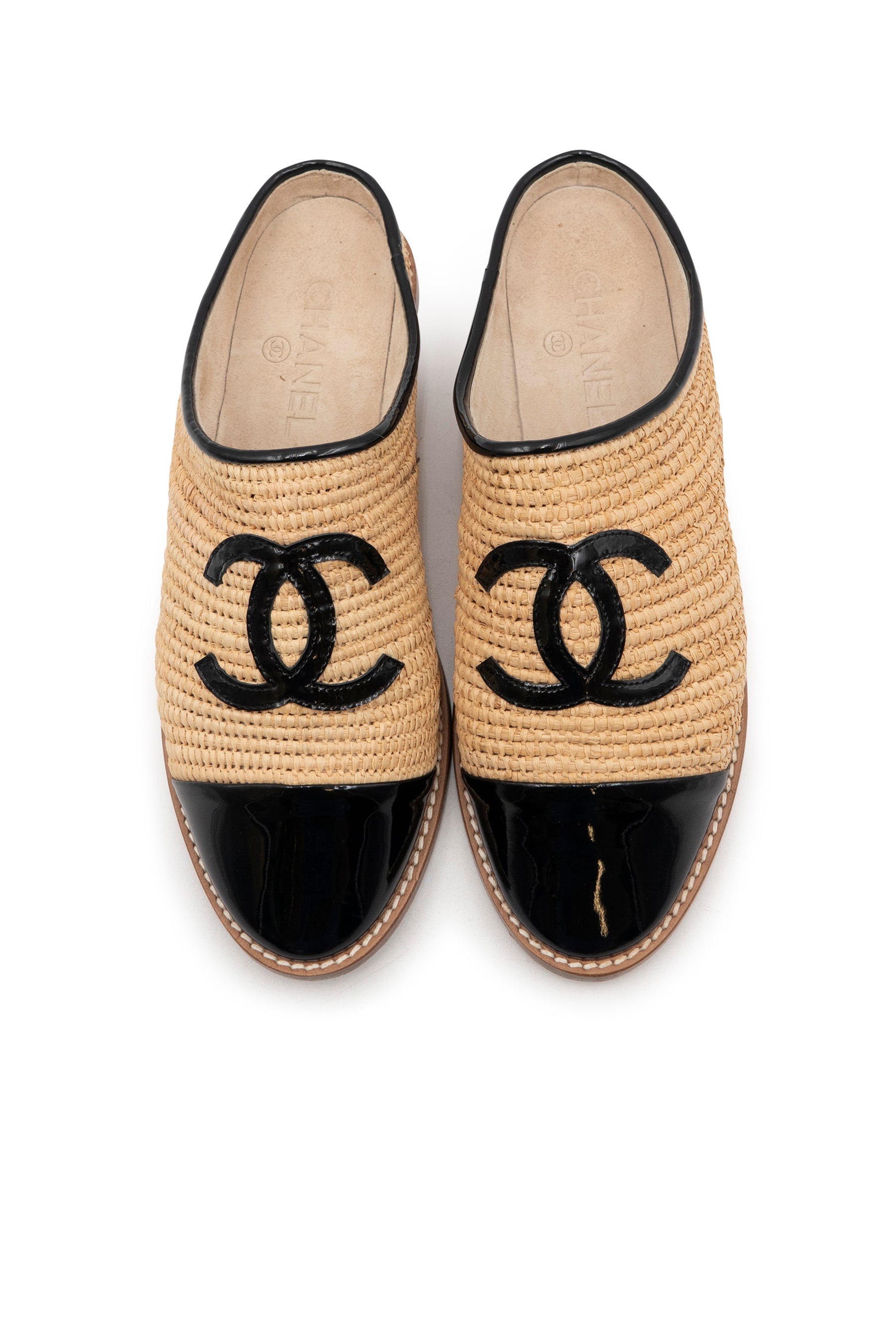 Chanel Raffia and Patent Leather Mules | '19 Cruise