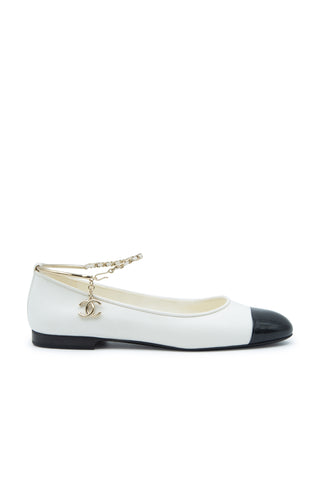 Cambon Leather Ballet Flats with Ankle Chain Flats Chanel   