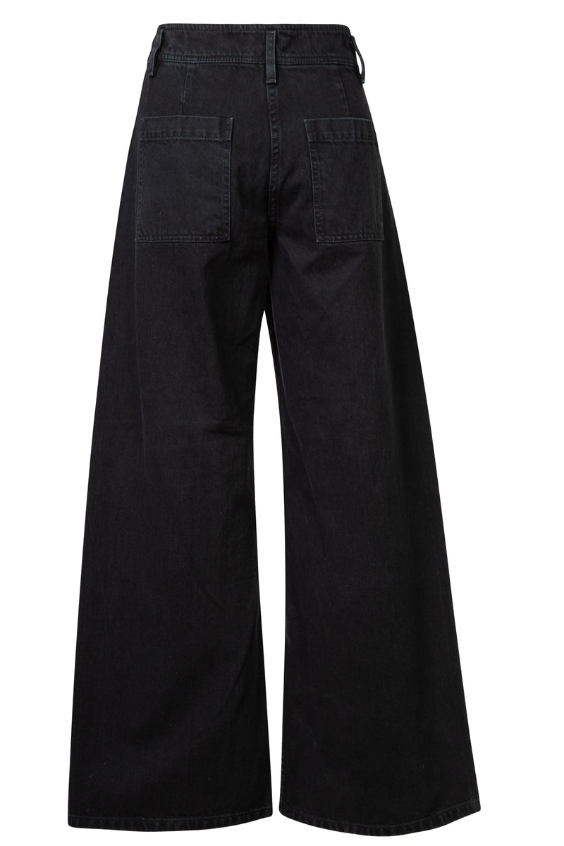 Megan Pant in Jet Black | new with tags (est. retail $395)