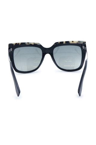 Flat Square Frame Sunglasses
