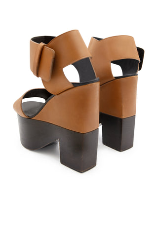 Platform Sandals in Brown