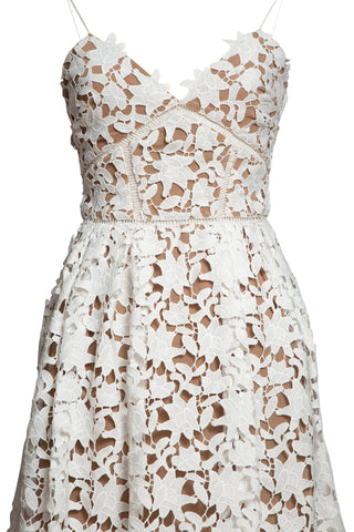 Azaelea Guipure Lace Dress | (est. retail $350)